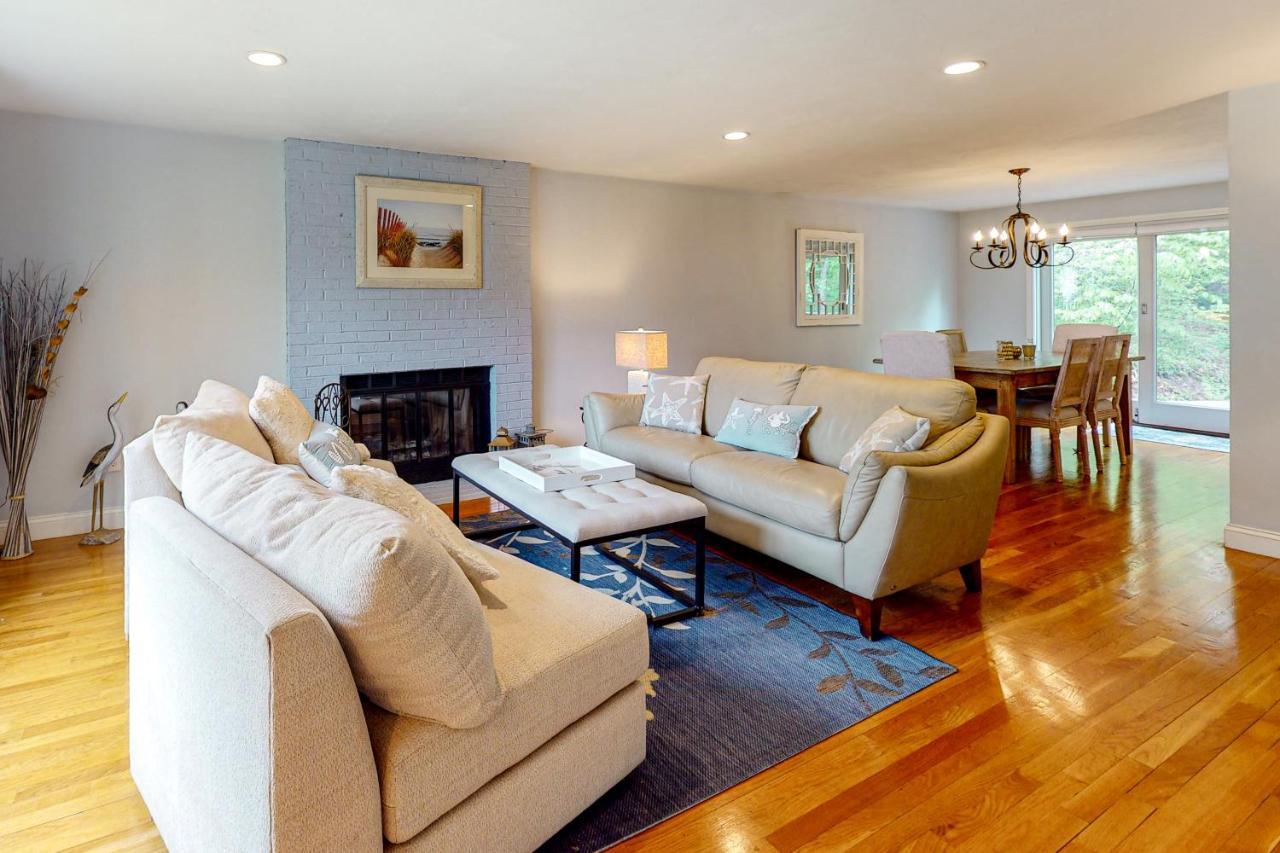 Birch Grove Villa Mashpee Exterior photo